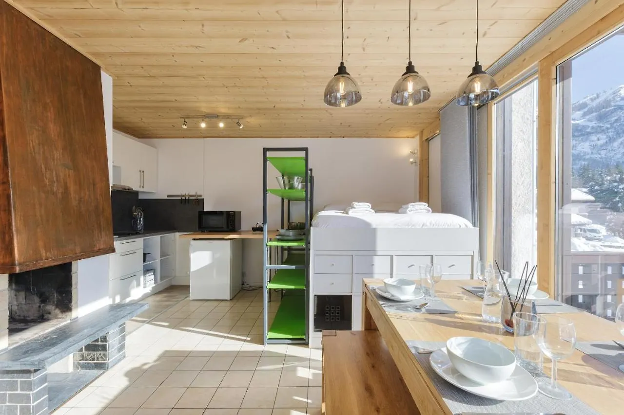 Apartment Residence De Lognan- Les Jorasses 27 - Happy Rentals Chamonix